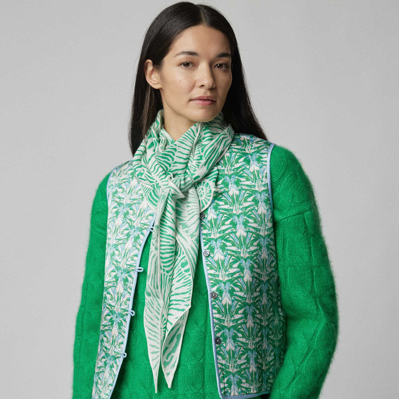 Kite Scarf Silk Cashmere Escargot